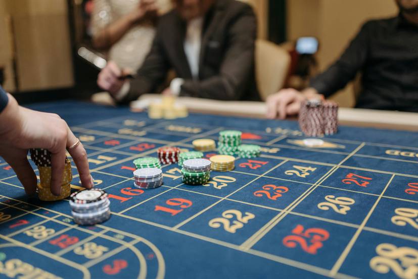 Gamification Trends in Online Casinos: Leveling Up the Player Experience